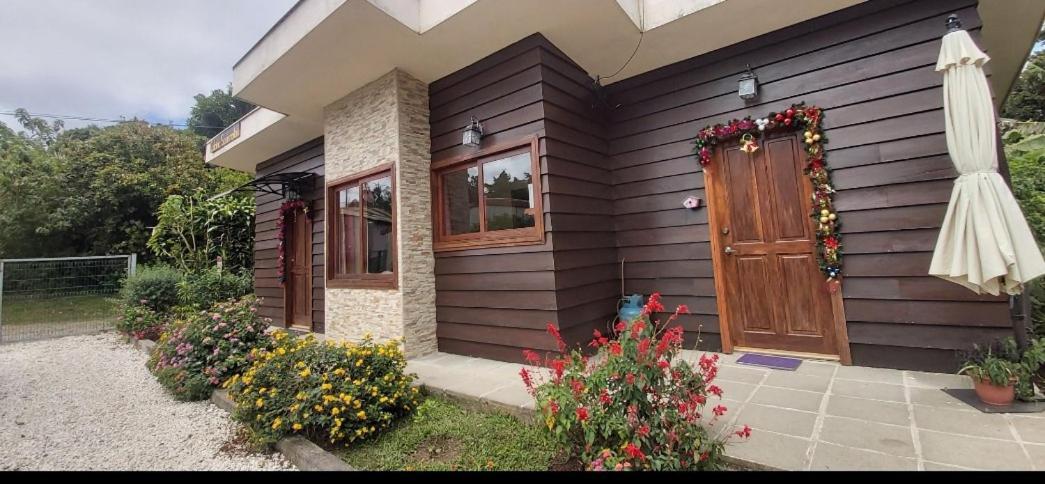 Apartmán Cabina Monteverde Soan De Montana Exteriér fotografie